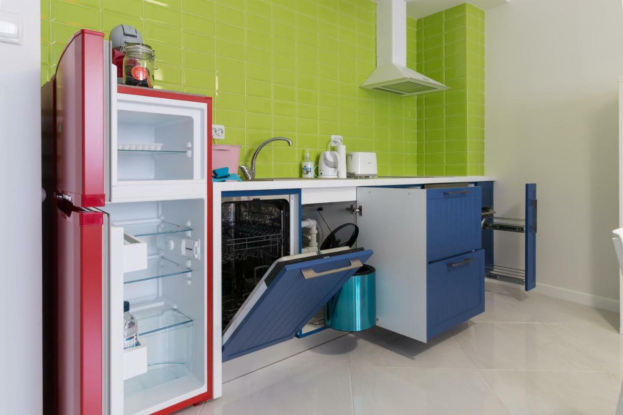 Pop Your Colors - Funky And Modern 1Bdr Apt By Flat Mаnager Plovdiv Exterior photo